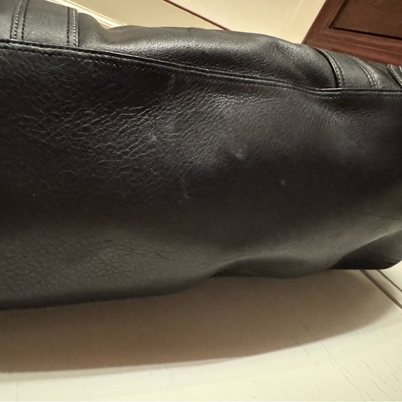 Coach Black Leather tote from early 2000 - Picture 10 of 11